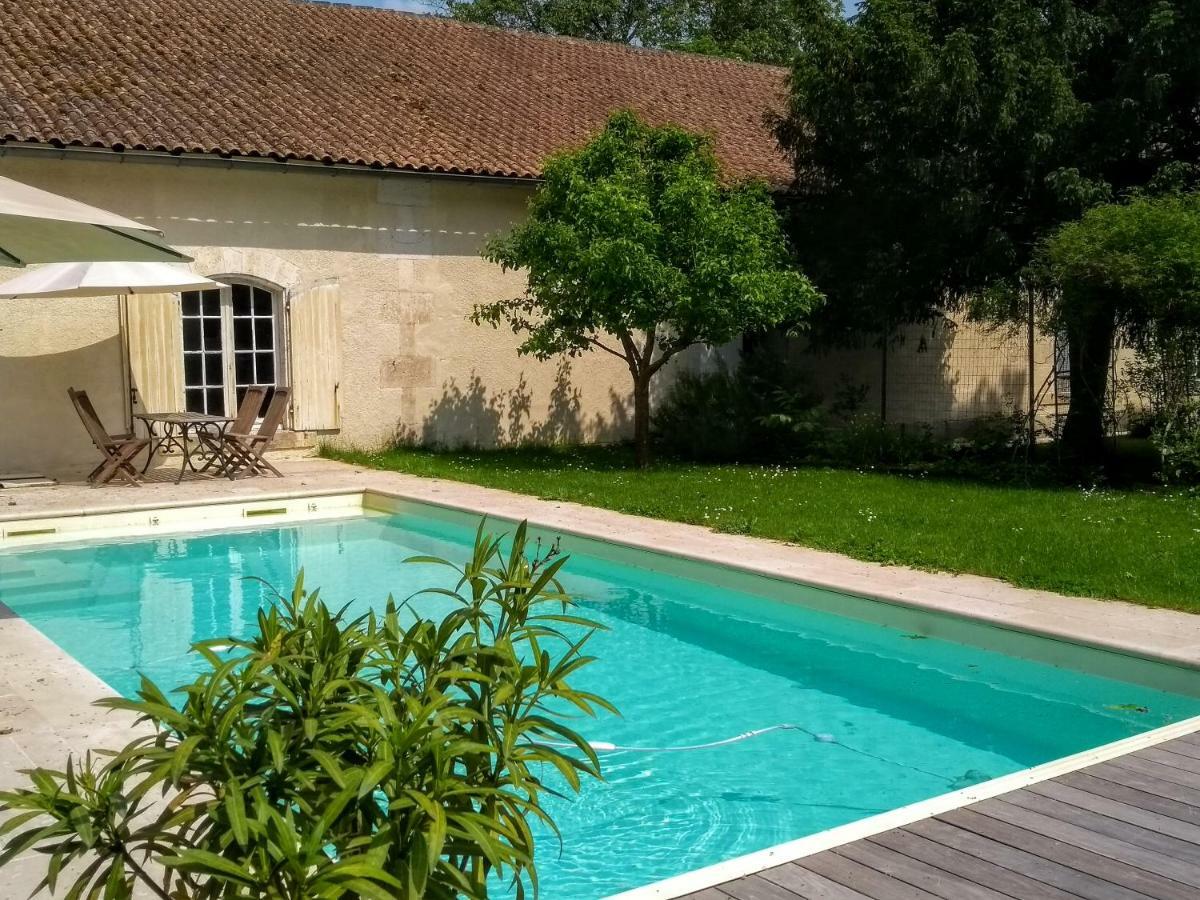 Bed and Breakfast Le Domaine Des Platanes Bourg-Charente Exteriér fotografie